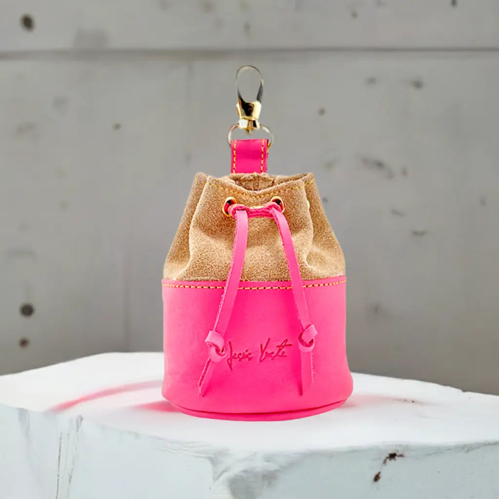 Bolsa de golosinas colección "Chic is Pink" en cuero rosa.